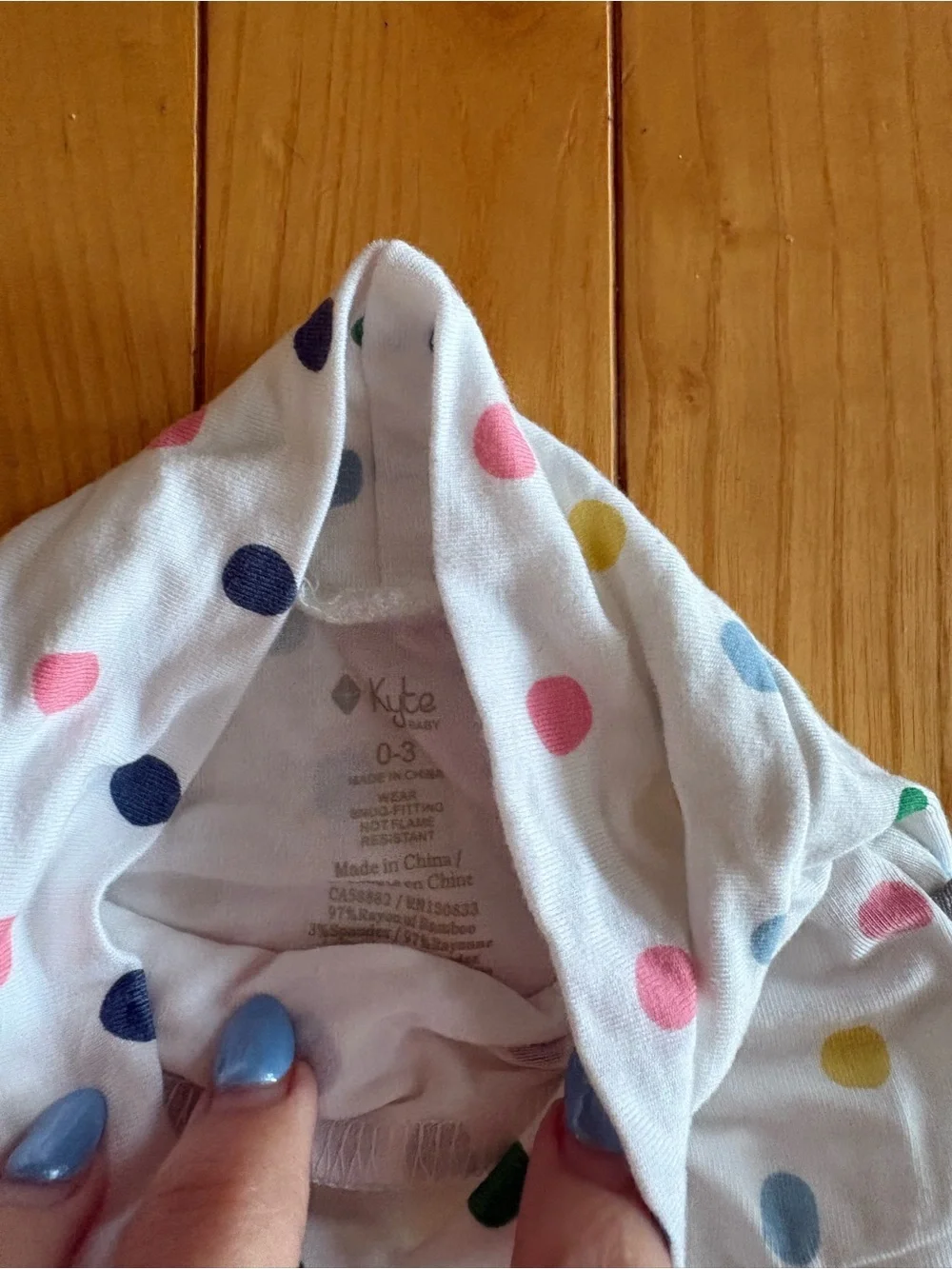 Kyte BABY White bummies with Multicolor Polka Dots